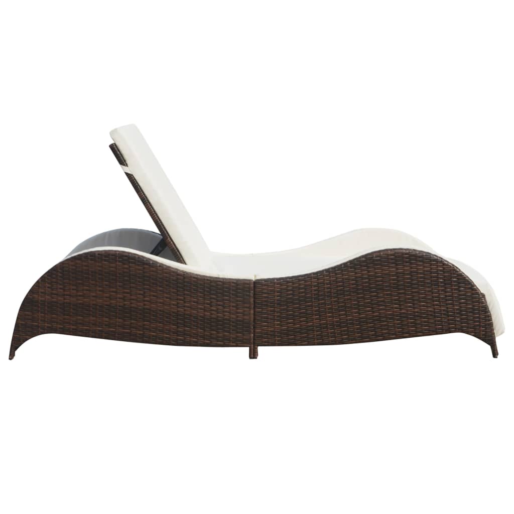 Brown PE wicker sun lounger with cushion