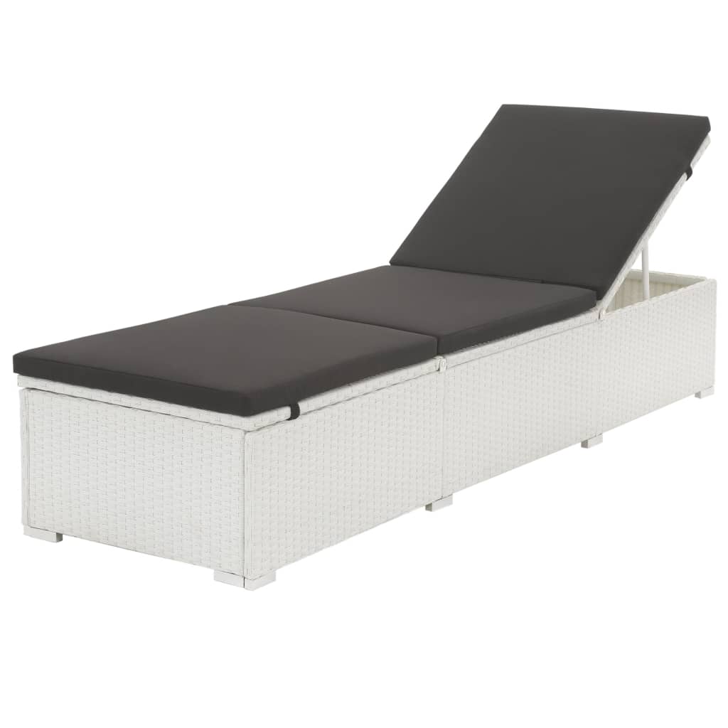 Espreguiçadeira com almofadão preto vime PE branco