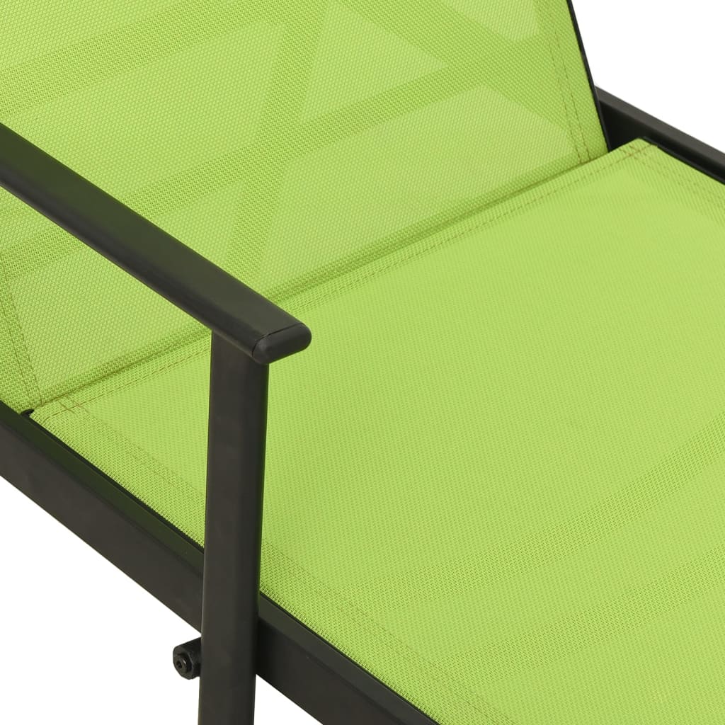 Sun lounger in steel and green textilene