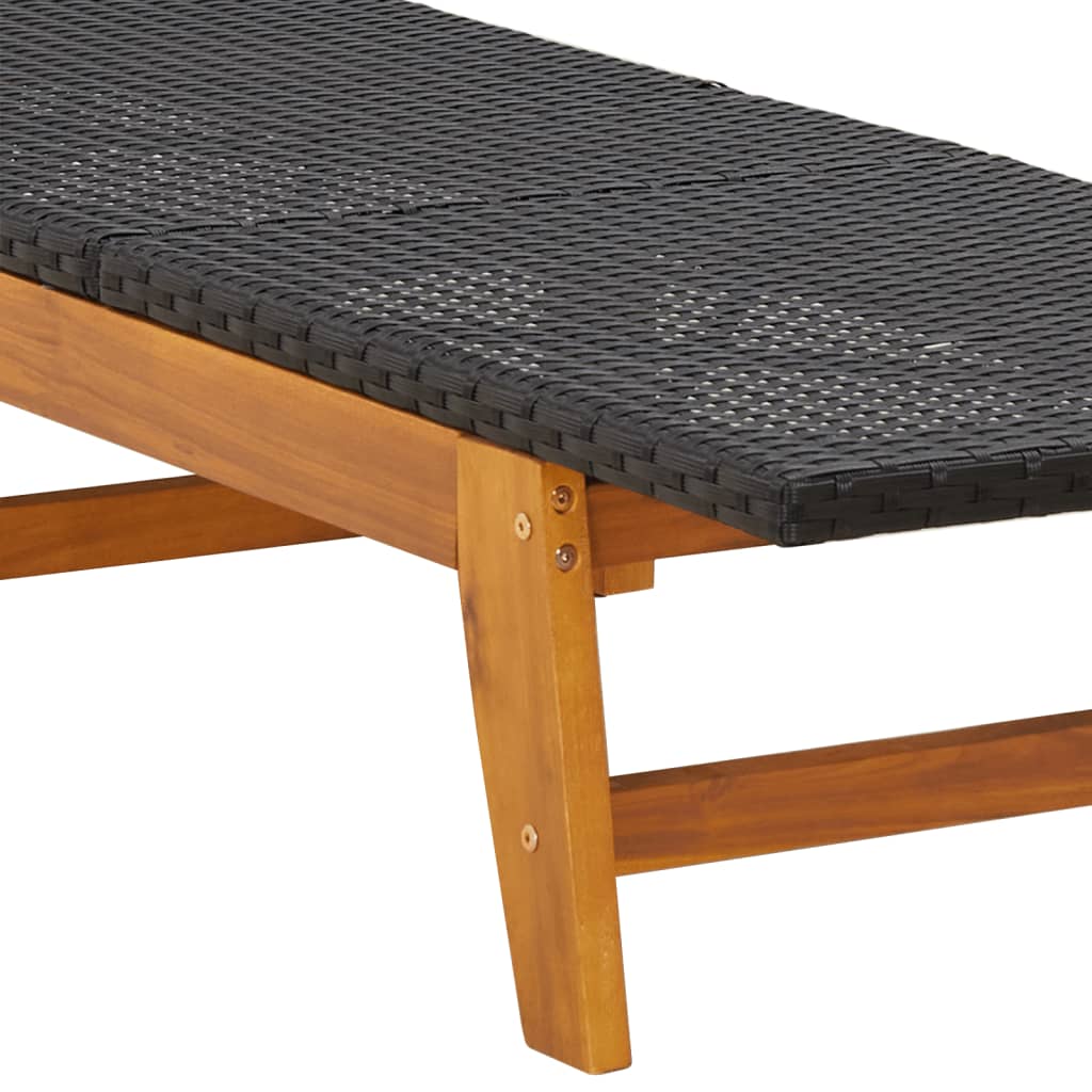 Sun lounger with table made of PE wicker and solid acacia wood