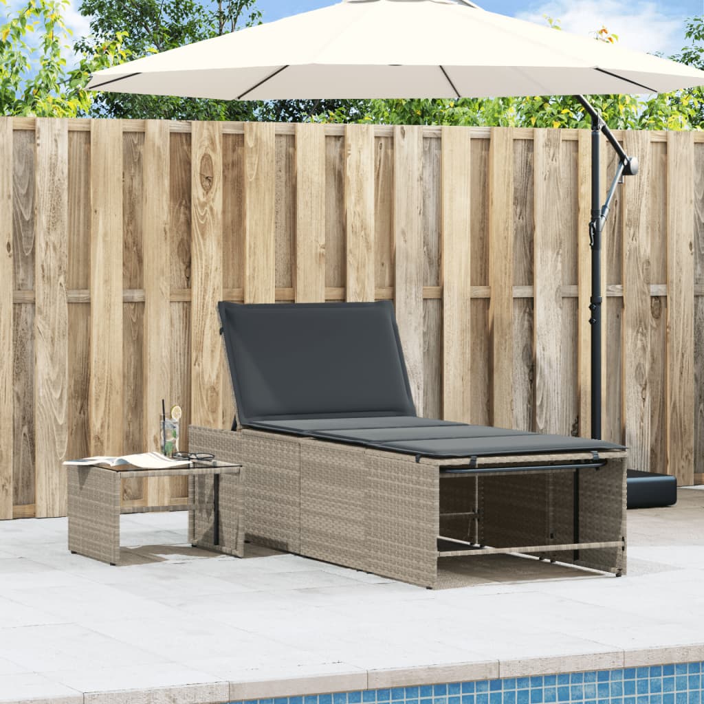 Sun loungers with table 2 pcs PE rattan light grey