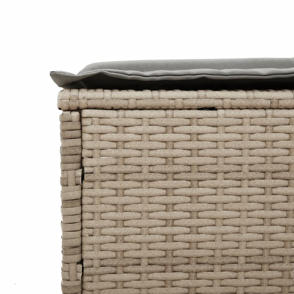 Beige PE wicker sun lounger with cushion