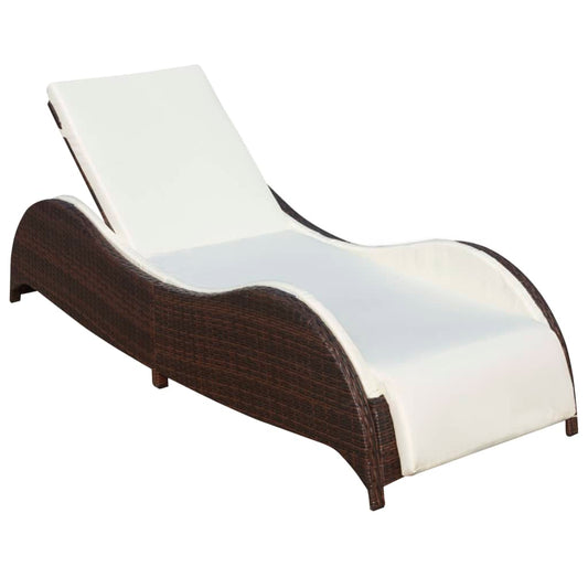Brown PE wicker sun lounger with cushion