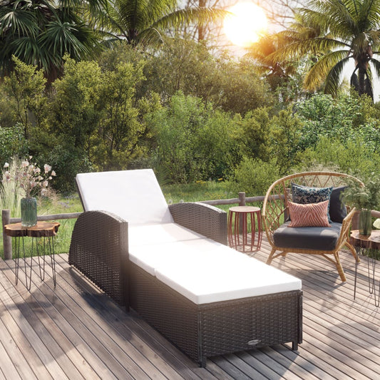 Sun lounger with cream-colored cushion in black PE wicker