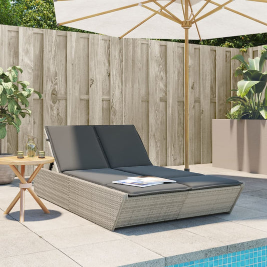 Double sun lounger with cushions in light grey poly rattan